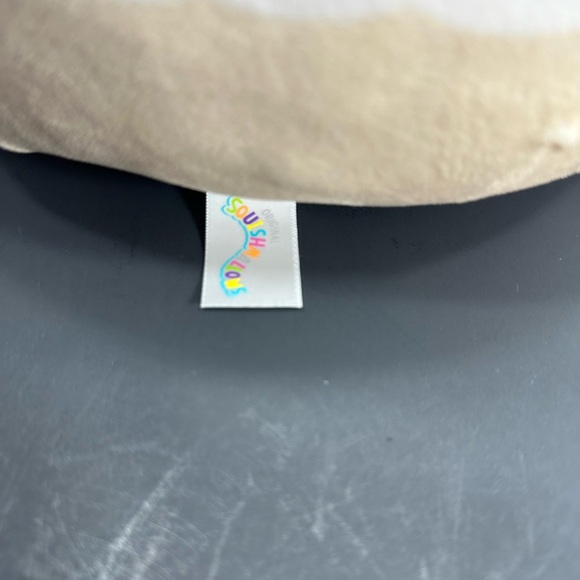 Squishmallows Tan and Cream Plush size 10” pre owned Exellent condition - Picture 4 of 4